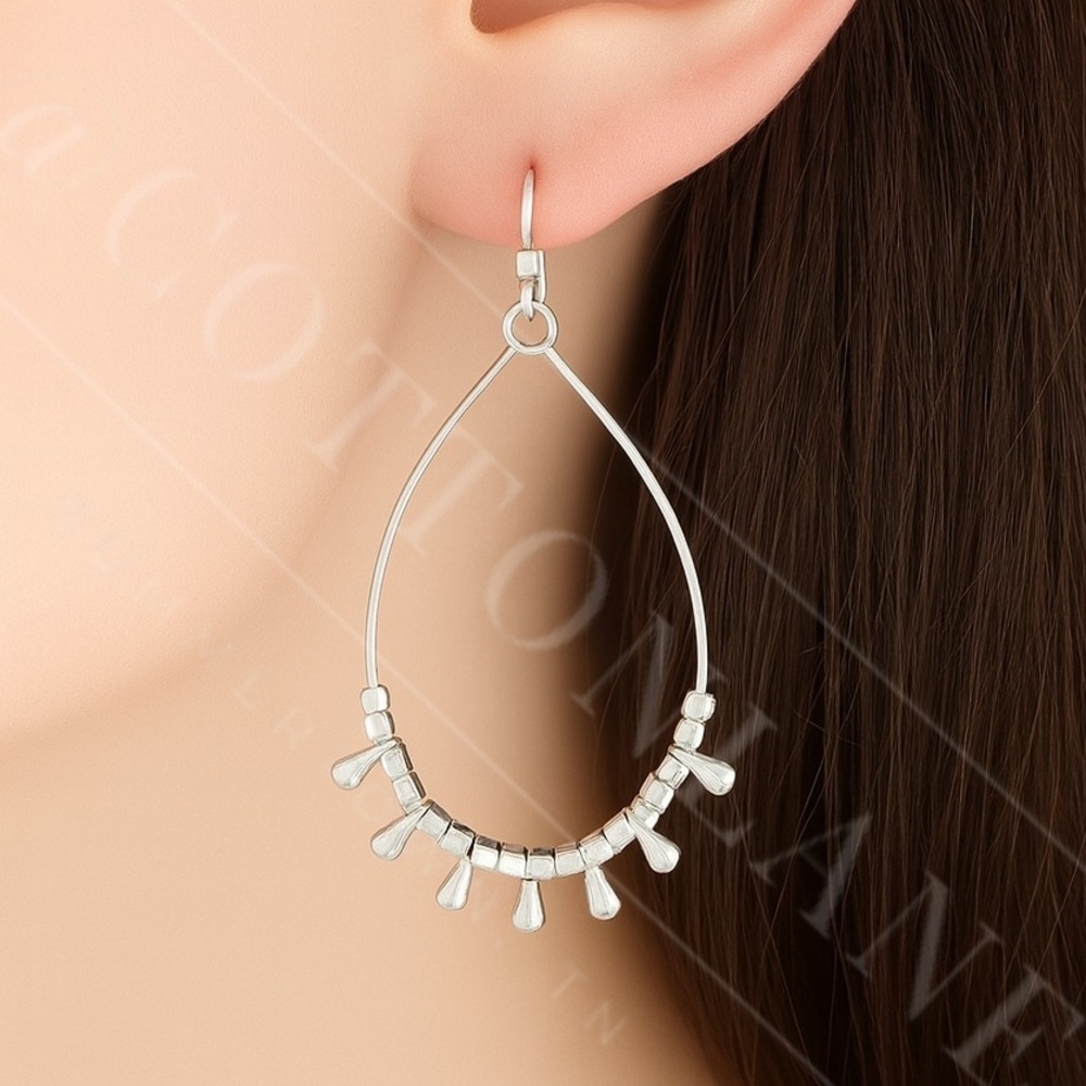 Marilyn Schiff Mareka Teardrop Silver Earrings
